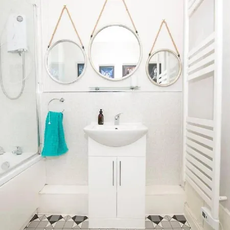 Sandpiper - Cosy In The Heart Of The Old Town *